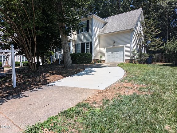 2nd image of 3109 Benton Cir