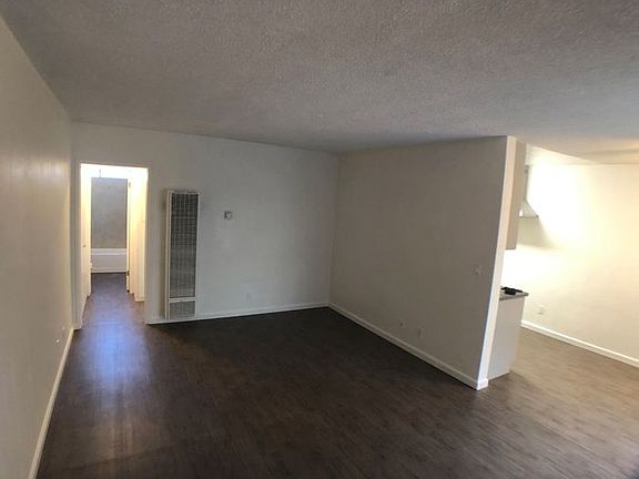 3rd image of 3945 W 8th St APT 4