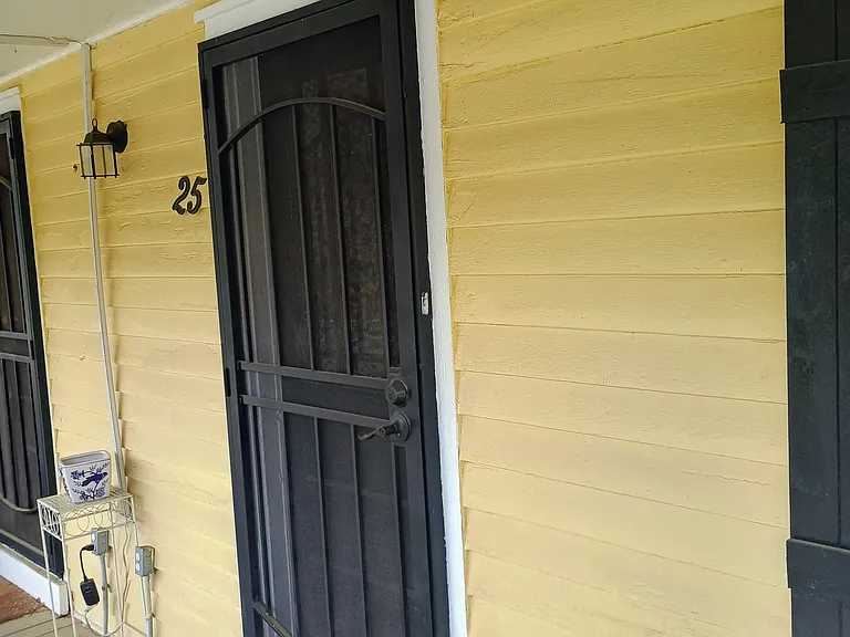25 Branch St — Photo 3