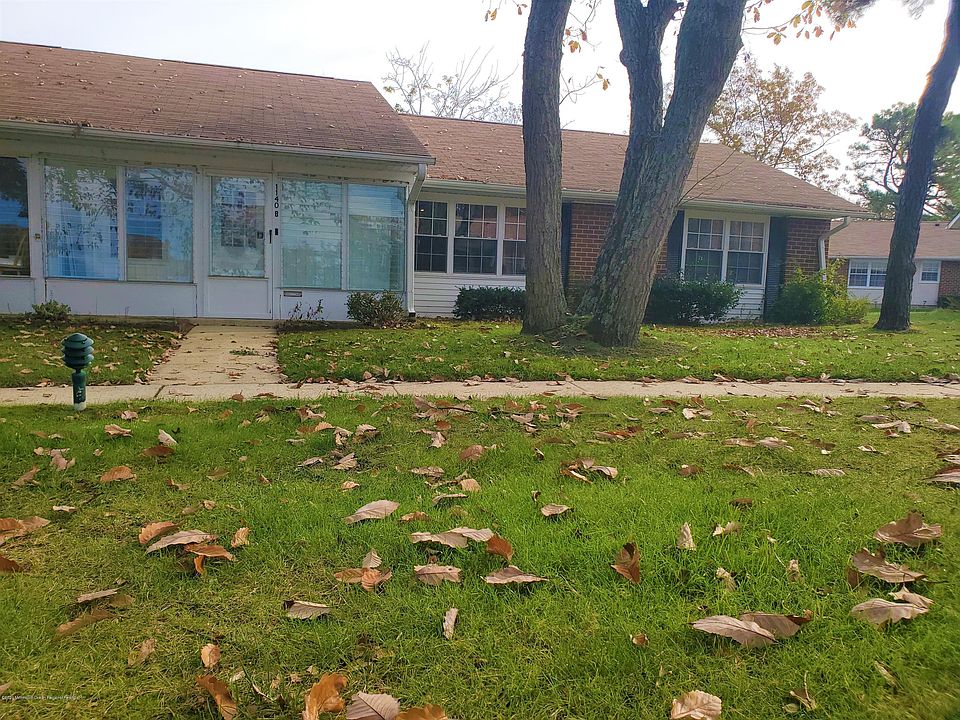 1st image of 1140B Argyll Cir #1002