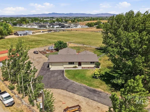 368 W King Rd, Kuna, ID 83634