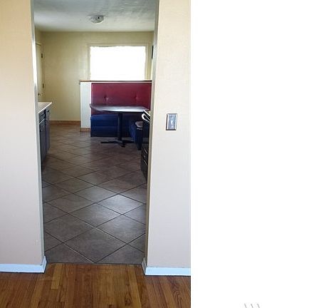5th image of 1232 S Skyline Dr