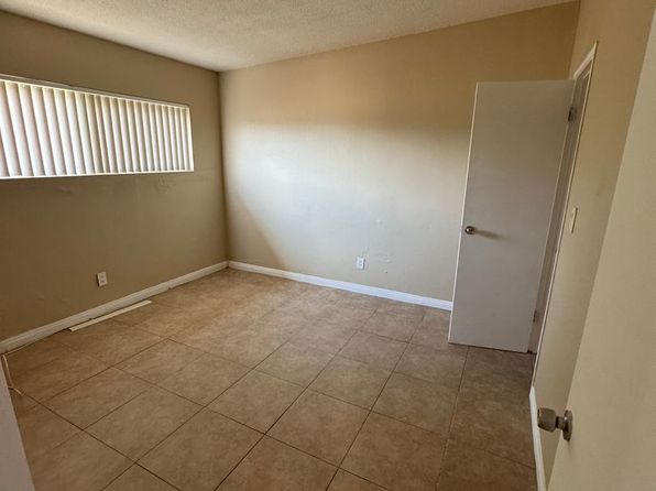 655 E Williams St APT 3