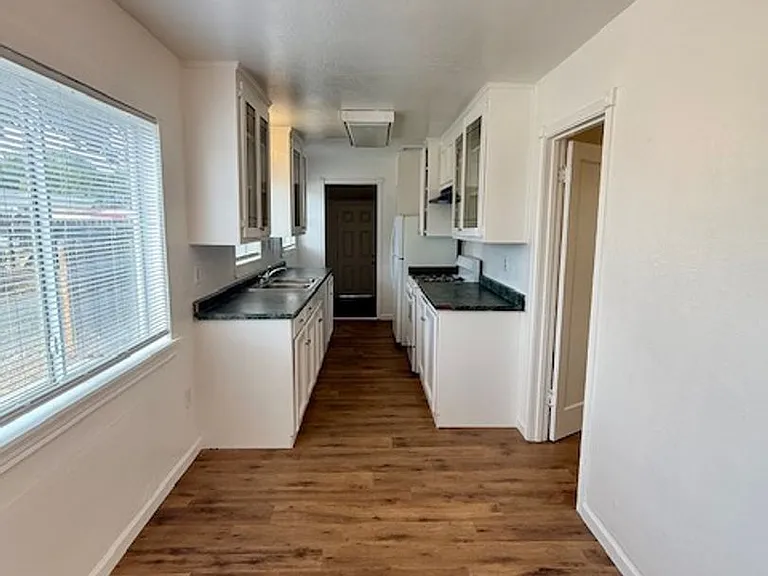 619 N Plumas St — Photo 2
