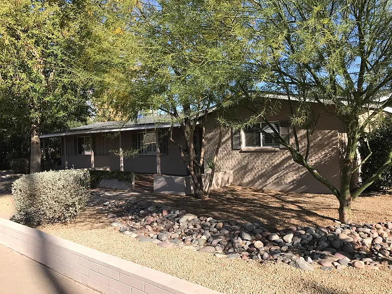 408 E Aepli Dr — Photo 2