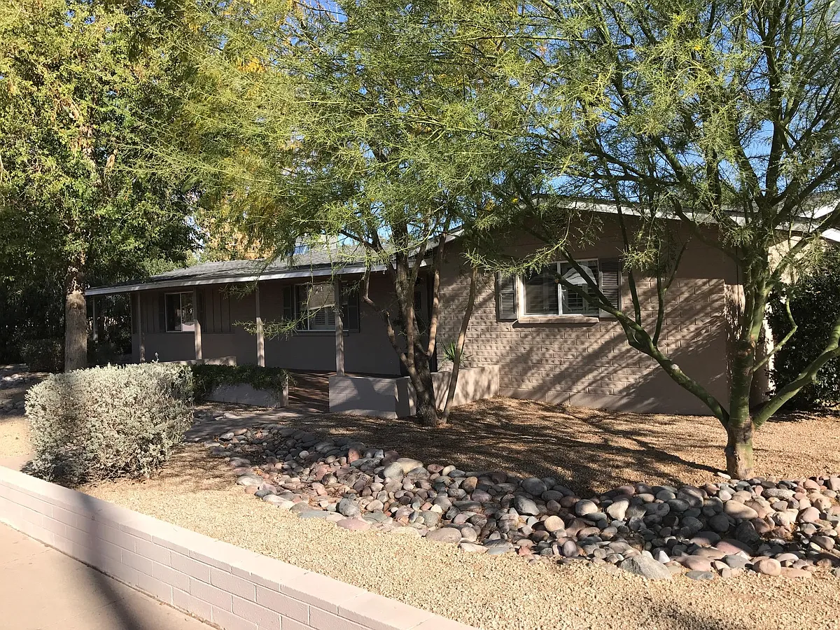 Building Photo - 408 E Aepli Dr
