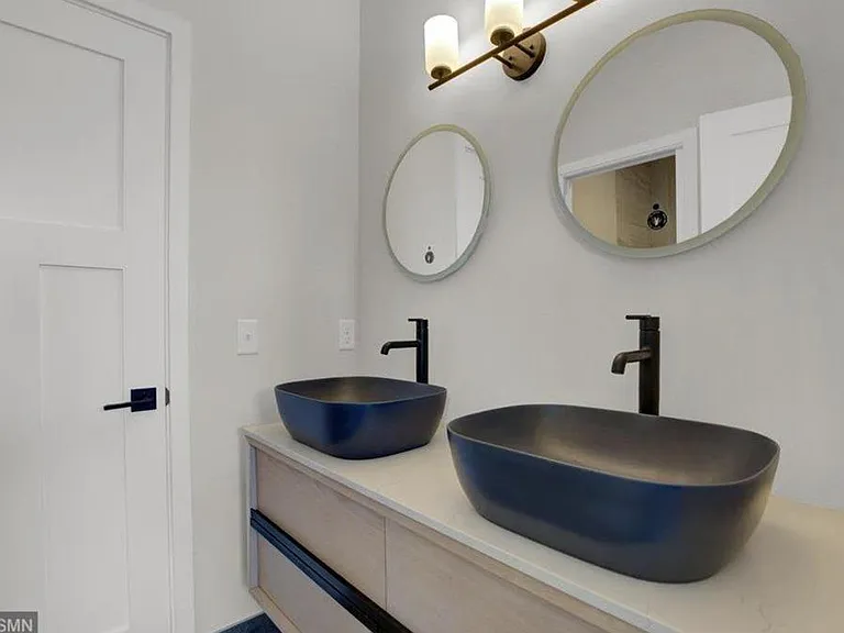 3408 W 60th St — Photo 18