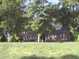 794 N Wind Dr, Winston Salem, NC 27127