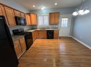 326 Mendon Rd #6, Woonsocket, RI 02895