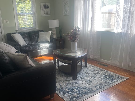 3rd image of 120 Stepto Ln #120