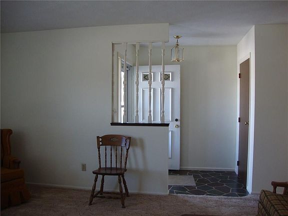 4th image of 1805 Park Ave