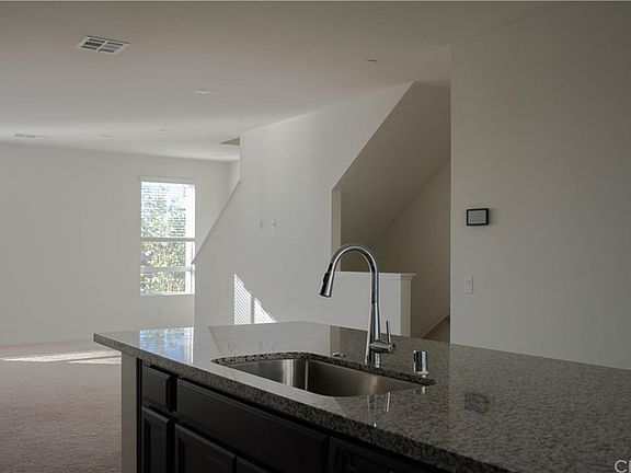 4th image of 1179 Orchard Dr
