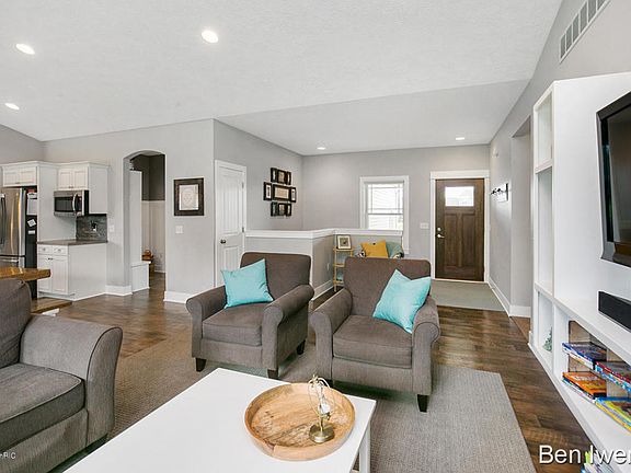 3rd image of 3172 Doral Dr