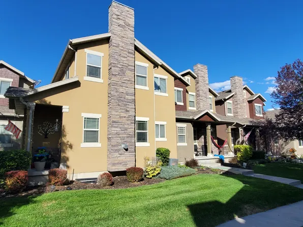 3867 E Cunninghill Dr, Eagle Mountain, UT 84005