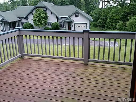 3rd image of 8441 Canterbury Dr #8441