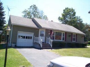 111 S Leavitt Rd, Amherst, OH 44001
