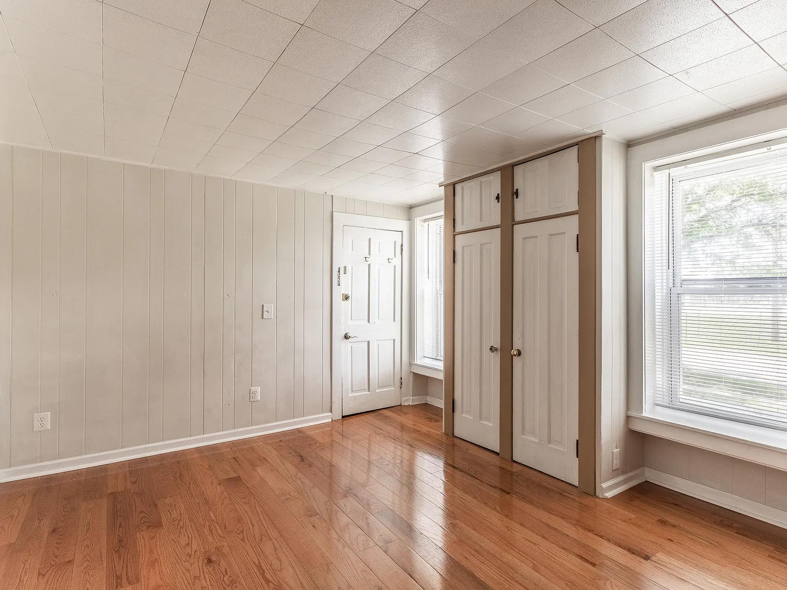 2280 Annabelle — Photo 2