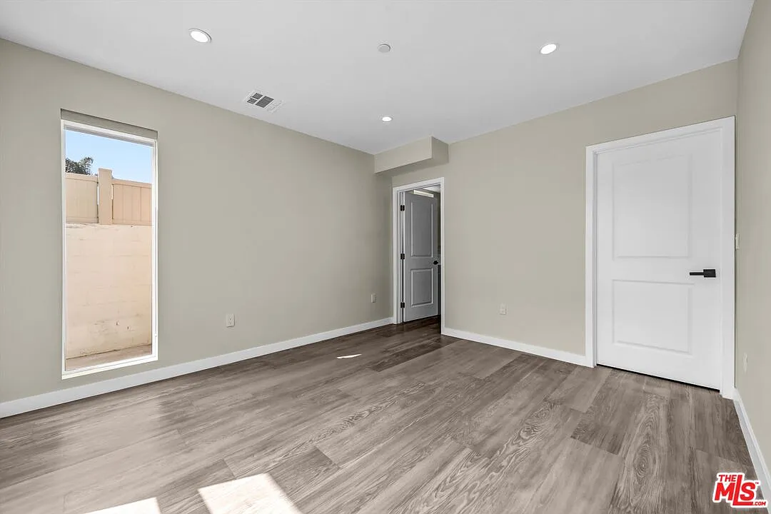 1 bed, 1.0 bath, 565 sqft, $2,495 — Photo 3