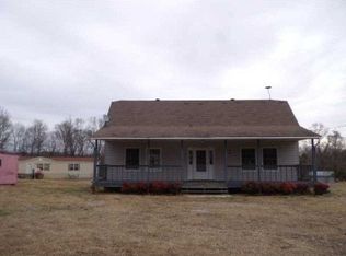 636 Wilson Mountain Rd, Falkville, AL 35622