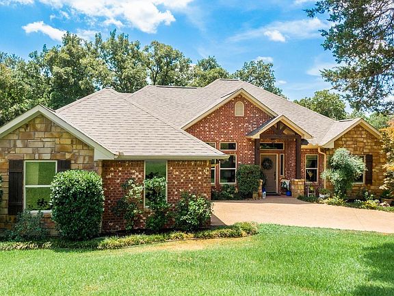 2nd image of 16686 Meadow Crest Dr