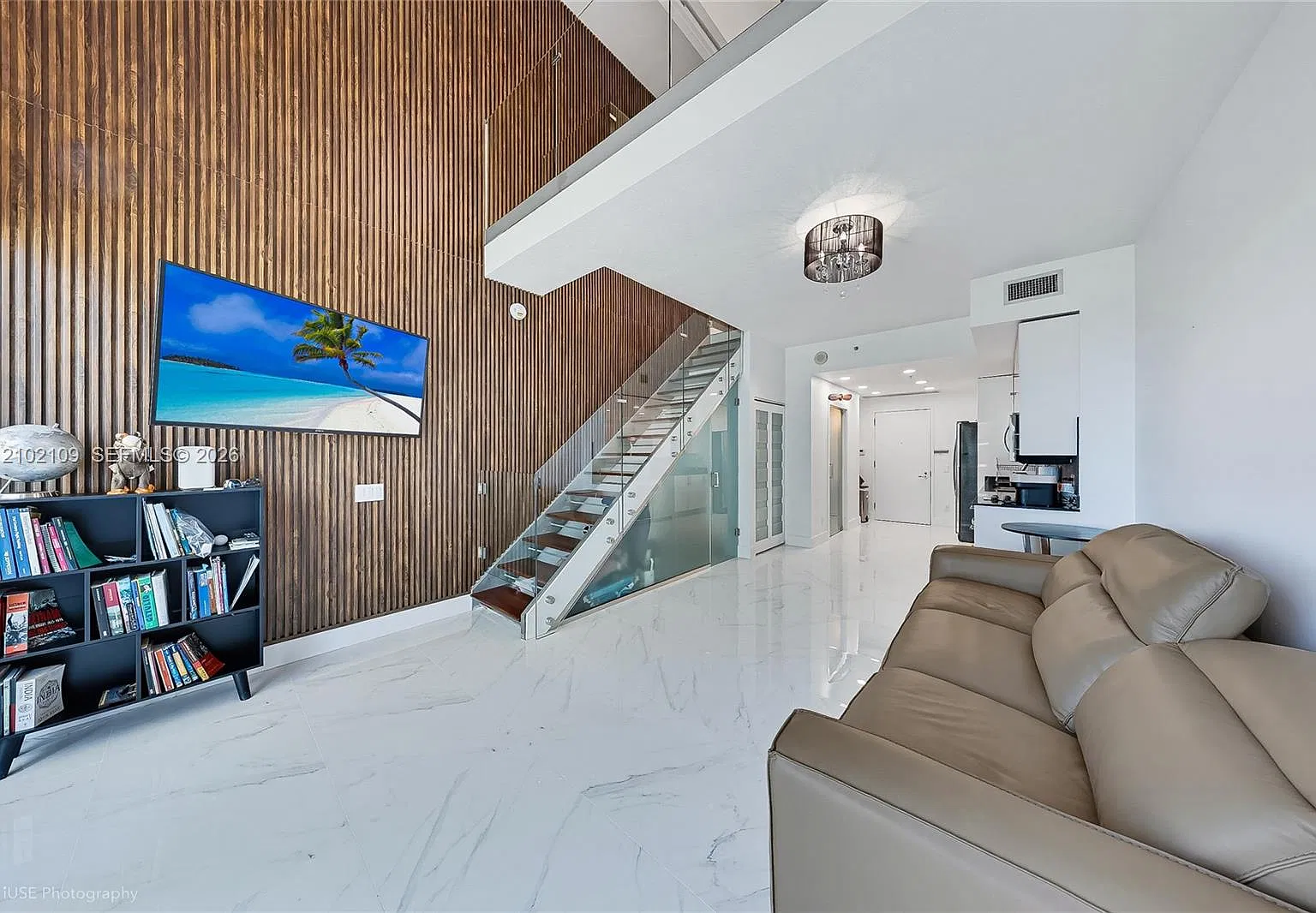 Infinity At Brickell Cond — Photo 4