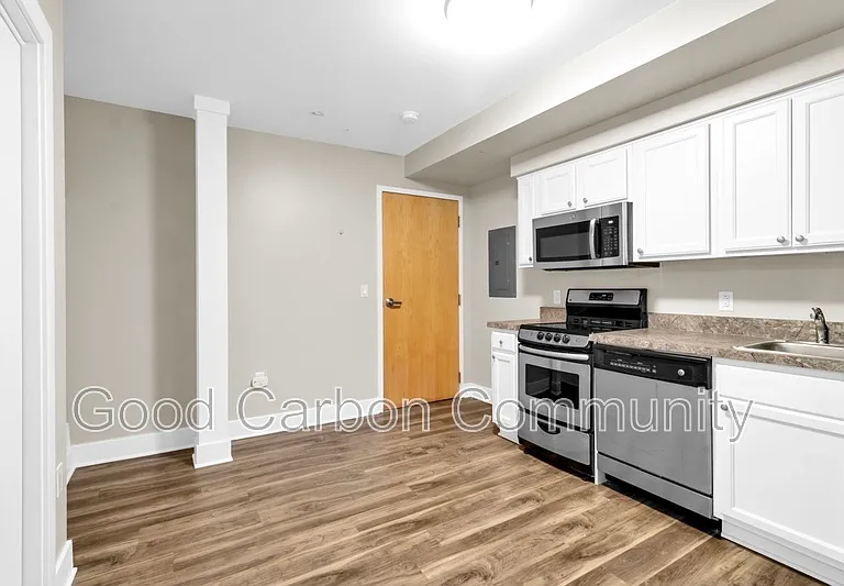 2136 Main St #B103 — Photo 4