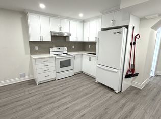 16 Lady Evelyn Cres, Brampton, ON L6Y6C7