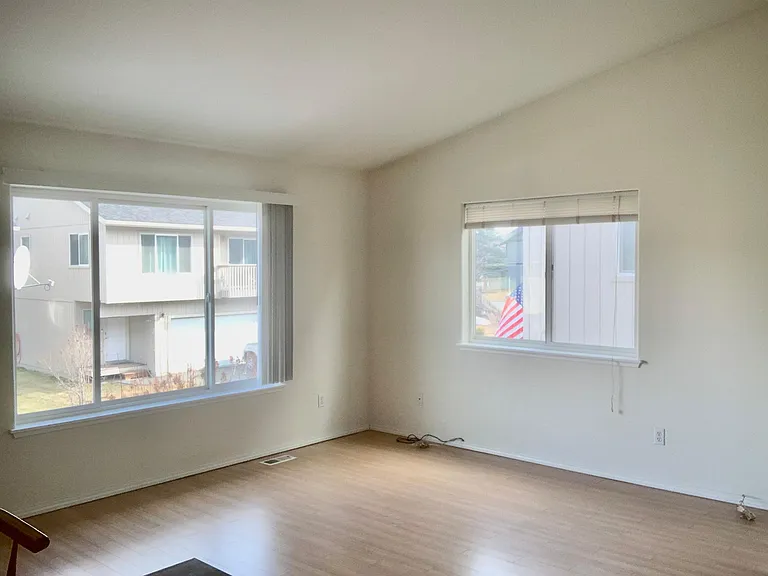 6919 Briar Loop — Photo 3