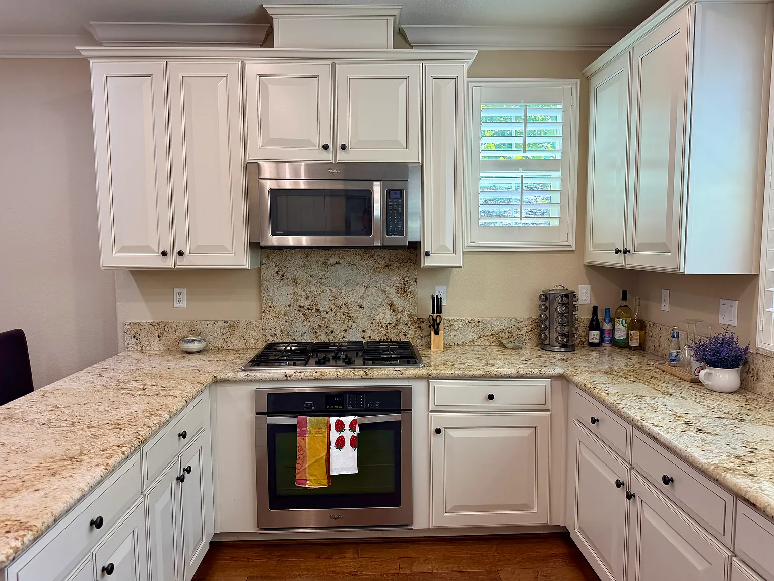 3 bed, 1793 sqft, $6,800 — Photo 4