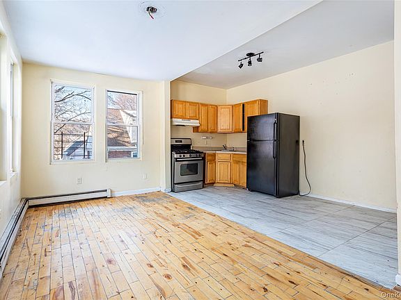 3rd image of 191 Roff Street