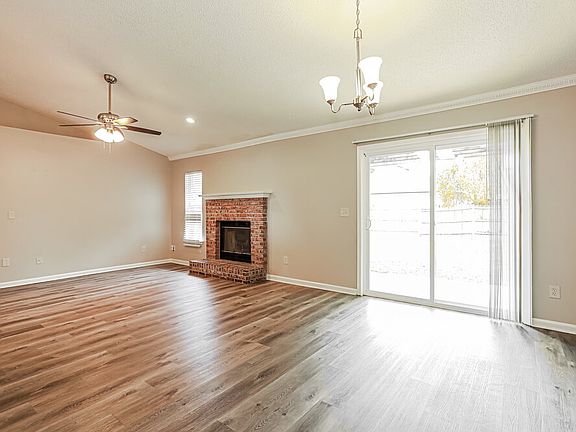 5th image of 3152 Olde Sutton Parke Dr