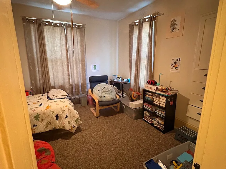 412 W 10th St #3 — Photo 19