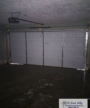 4th image of 4122 Blue Bonnet Dr