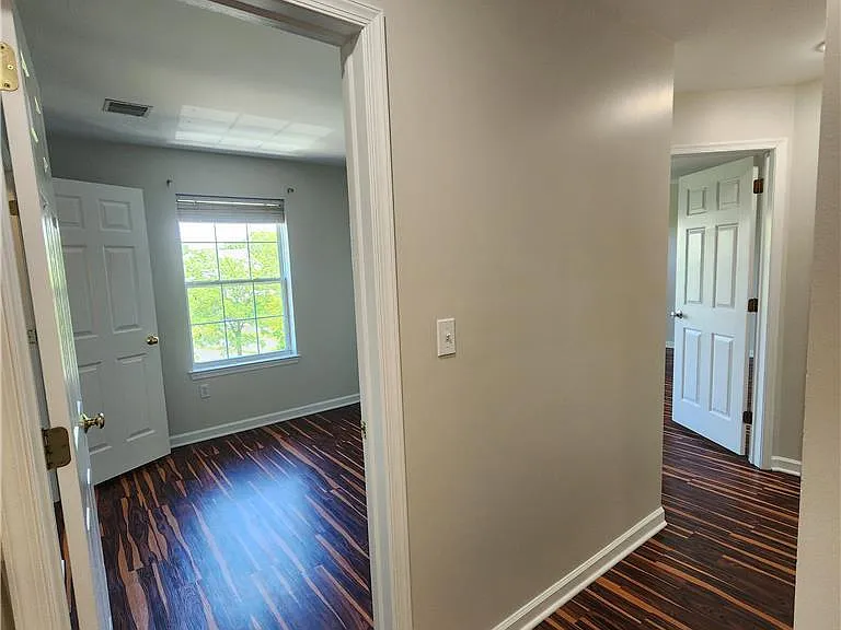 854 Nittany Ct — Photo 16
