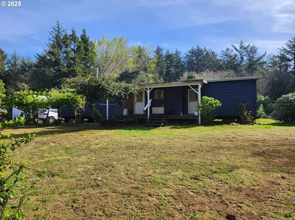 24951 Pistol River Loop, Gold Beach, OR 97444