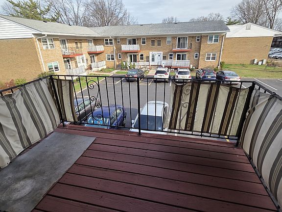 5th image of 192 Evergreen Rd