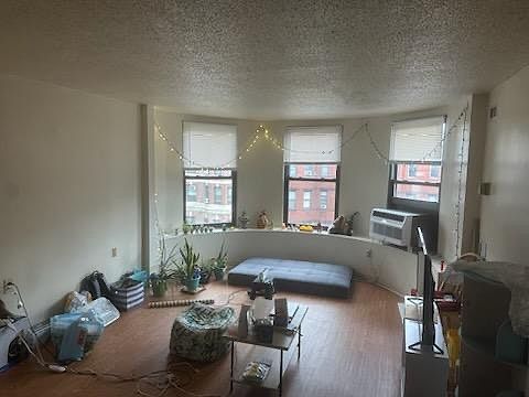 1st image of 78 Westland Ave APT 407