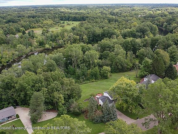 2nd image of 5941 Grand River Dr
