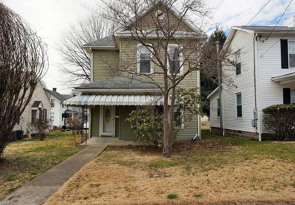 1st image of 2507 Grand Ave
