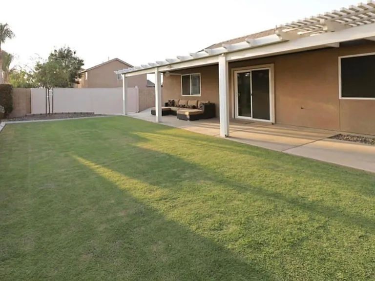 12319 Maclure Dr — Photo 6