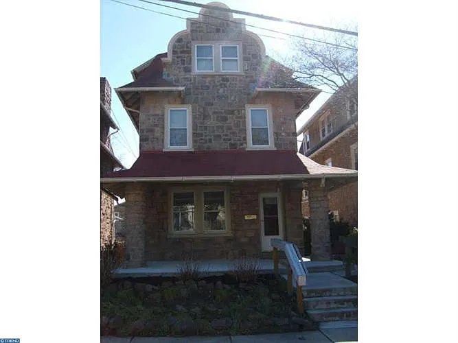 427 Church St photo 1