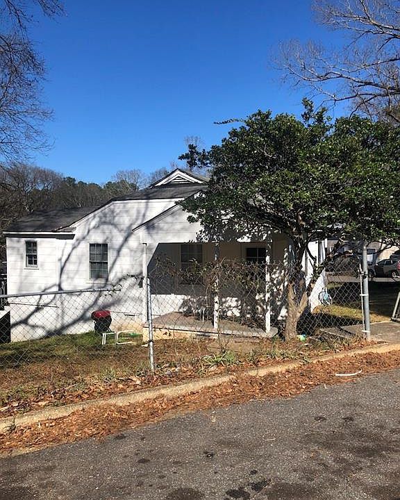 1st image of 18 24th Ave E