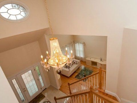 4th image of 2 Dewberry Ct