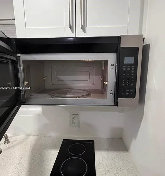 1212 E River Dr #2 — Photo 9