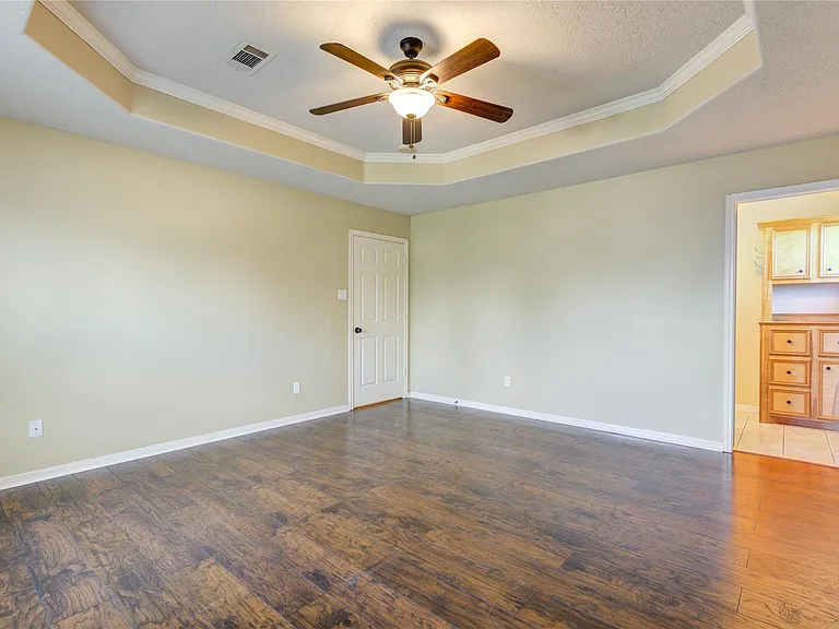 9550 Thousand Oaks Loop — Photo 21