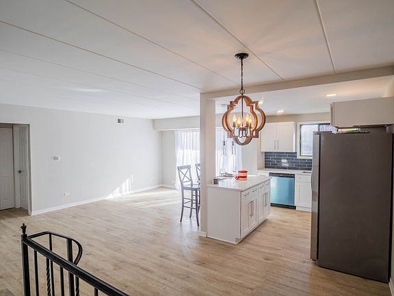 2nd image of 4951 134th Pl APT 2C