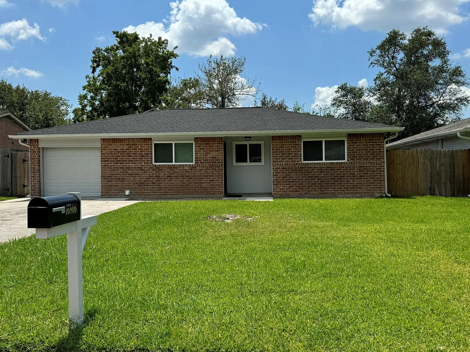 3 bed, 2.0 bath, 1137 sqft, $1,675 — Photo 1