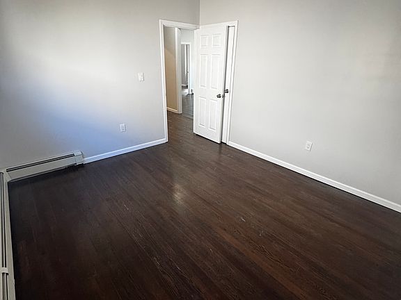 5th image of 564 Broadway