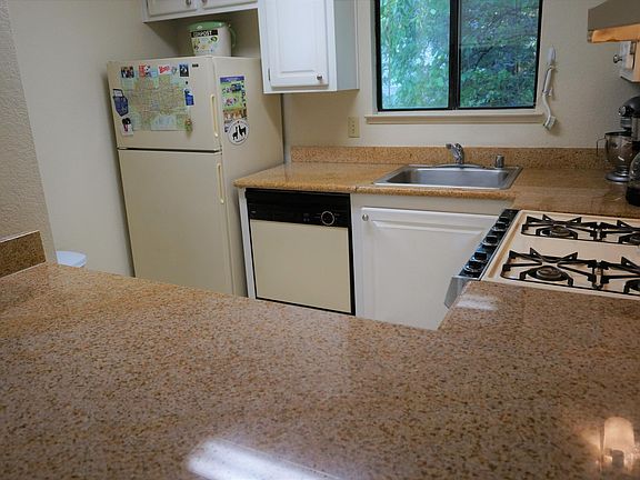 2nd image of 1280 Olive Dr #117