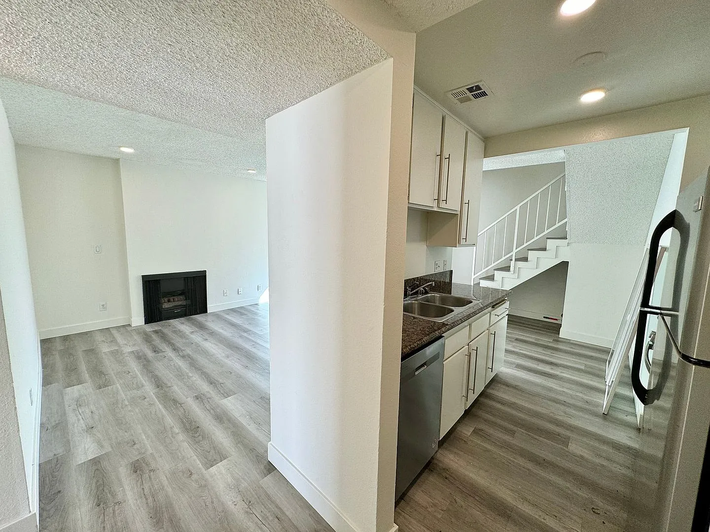 can371 — Photo 3
